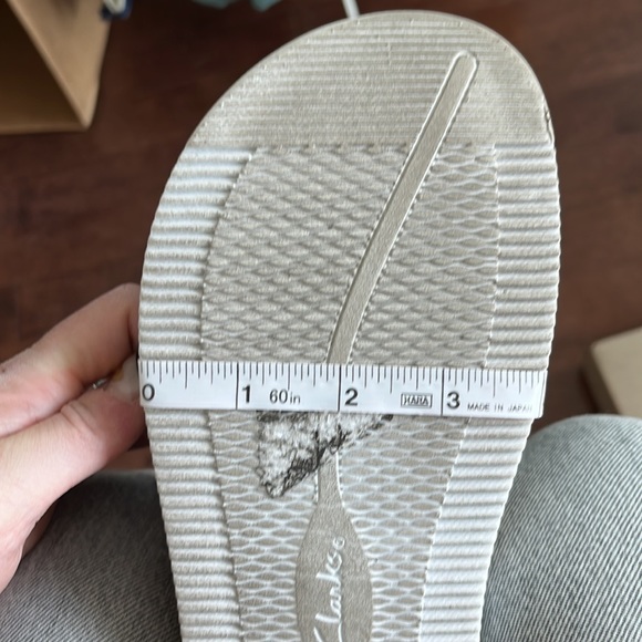 Clarks Elayne Cross Sandals (Sand Suede) - Picture 8 of 8